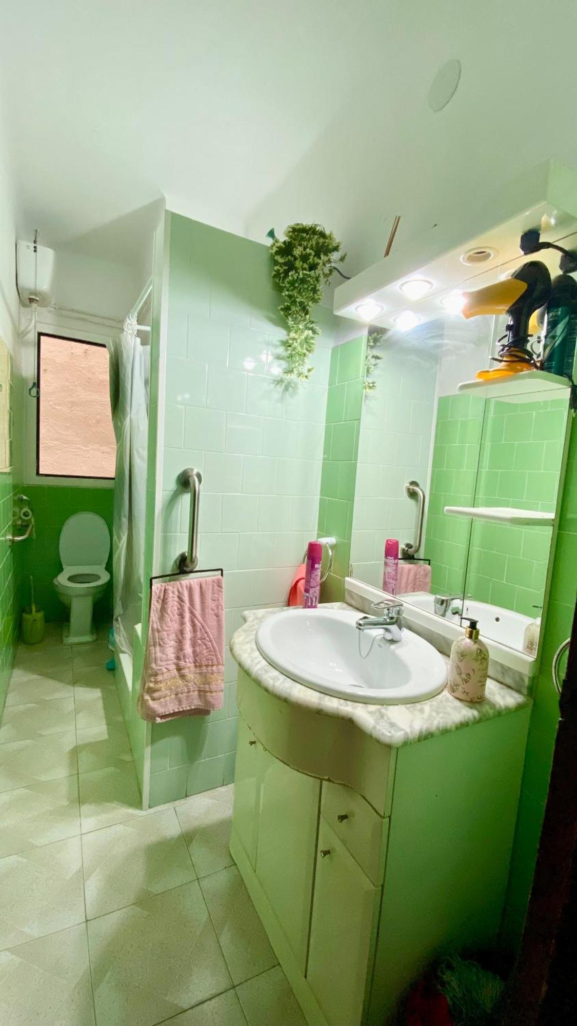 Habitacion Barato En Piso Familiar Compartido El Centro De La Ciudad Cerca De La Estacion De Autobuses 塔拉戈纳 外观 照片